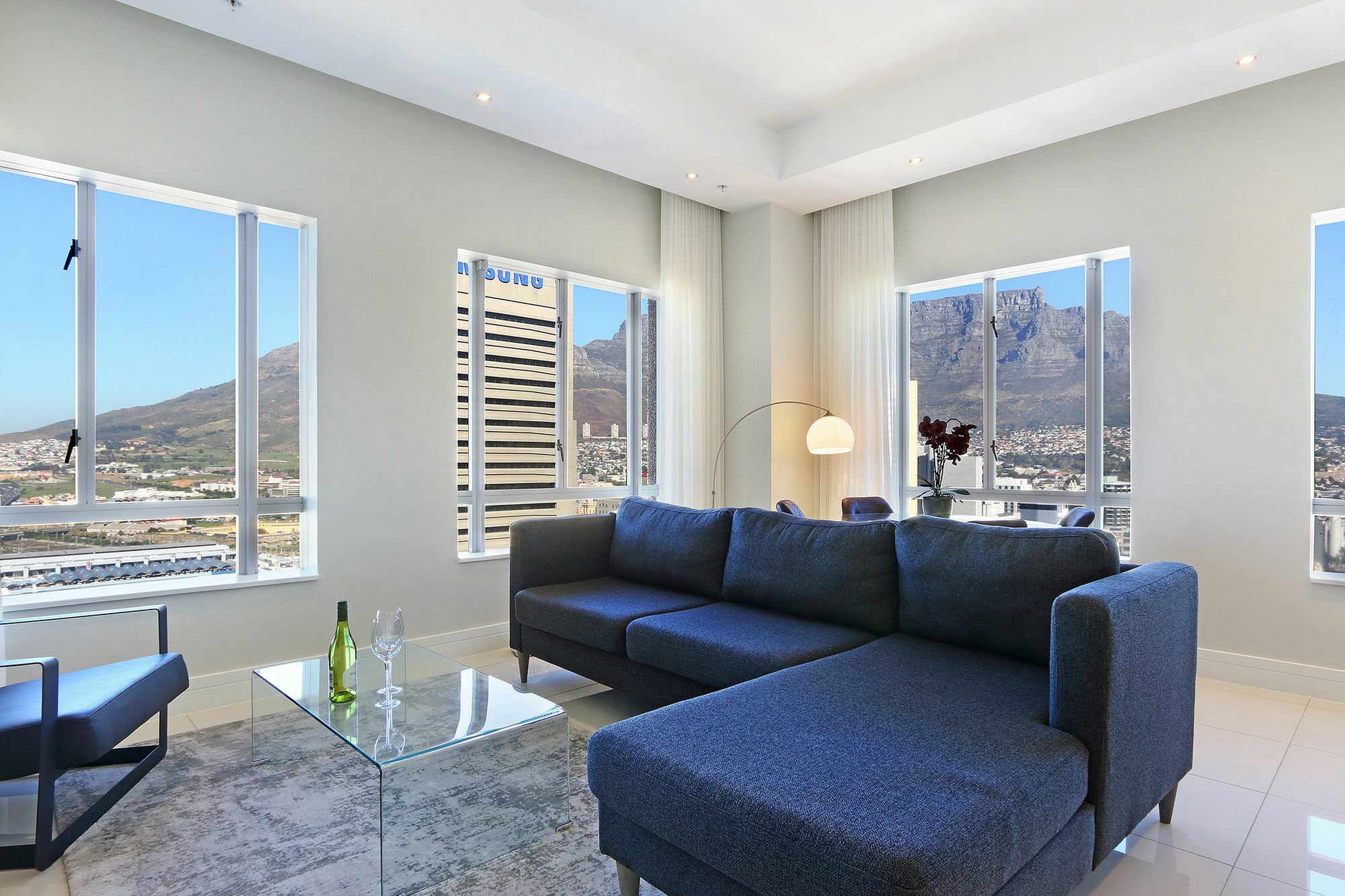 Triangle Luxury Suites By Totalstay Kapstaden Eksteriør billede